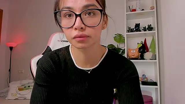 Snapshot of Adriennesexxx chatting on 7, 12, 2024 Adriennesexxx online show from 7, 12, 2024