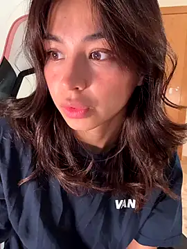 Snapshot of Adriennesexxx chatting on 30, 11, 2025 Adriennesexxx online show from 30, 11, 2025