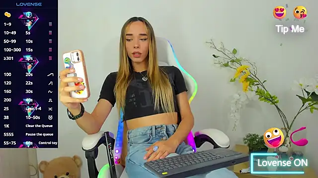 Snapshot of Linda_Crawford chatting on 21, 2, 2025 Linda Crawford online show from 21, 2, 2025