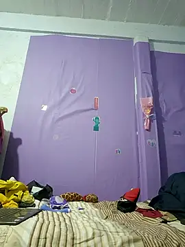 Lunababymylove online show from 18, 12, 2024