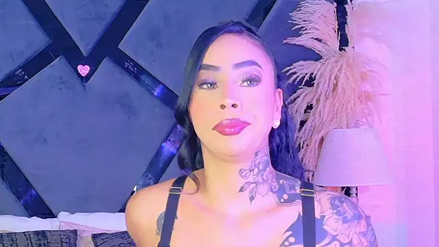 GiahDaniels online show from 26, 6, 2026