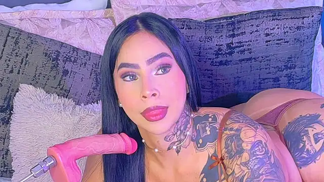 GiahDaniels online show from 29, 6, 2026