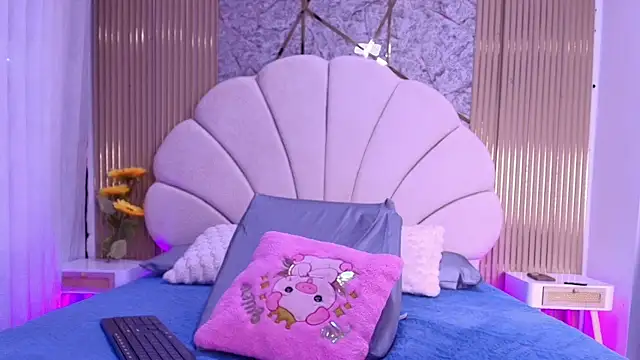 nata luna online show from 18, 4, 2026