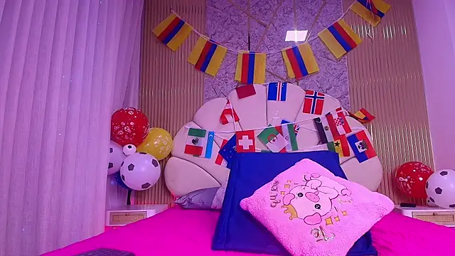 nata luna online show from 11, 7, 2026