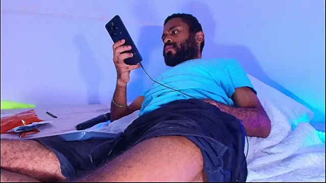 KaelMoreau online show from 14, 12, 2025