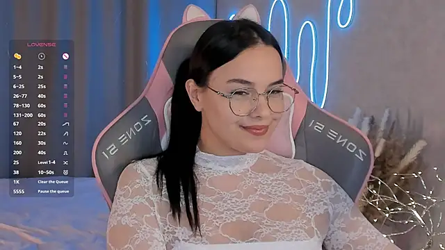  Sweetie  online show from 11, 3, 2025