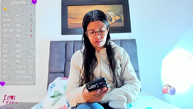 Vahiolet smith online show from 22, 4, 2026