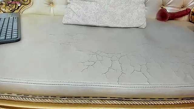 KataleyaStiward online show from 17, 12, 2024