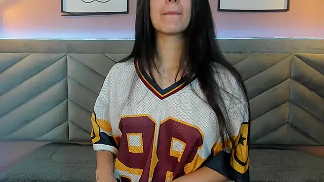 Ary thompson   online show from 3, 4, 2026