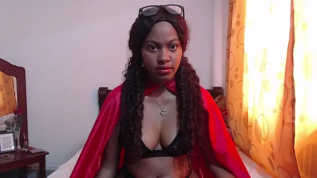 Snapshot of StormiHills chatting on 31, 10, 2025 StormiHills online show from 31, 10, 2025