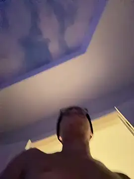 Snapshot of BubbaATL chatting on 20, 1, 2025 BubbaATL online show from 20, 1, 2025