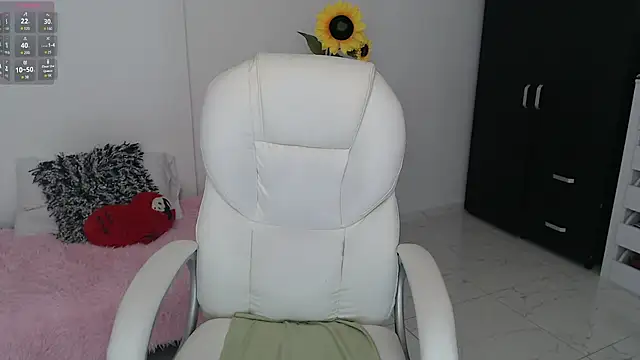 Ghada milf online show from 24, 12, 2024