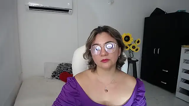 Ghada milf online show from 23, 3, 2025