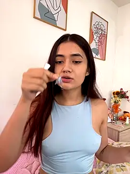 HallieLemon1 online show from 10, 10, 2025