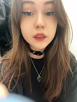 Peachy Dream online show from 9, 1, 2025