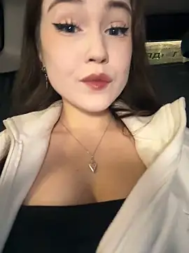 Peachy Dream online show from 18, 1, 2025