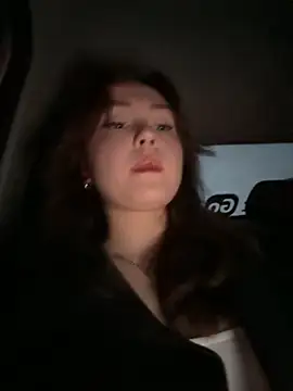 Peachy Dream online show from 13, 9, 2025