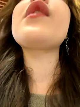 Peachy Dream online show from 14, 9, 2025