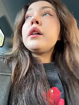 Peachy Dream online show from 13, 4, 2026