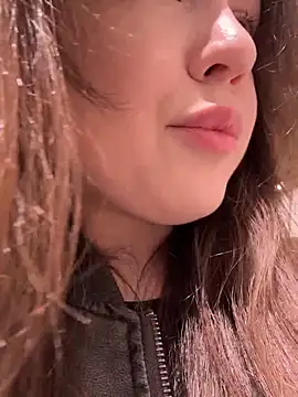 Peachy Dream online show from 19, 4, 2026