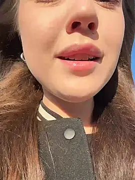 Peachy Dream online show from 21, 4, 2026