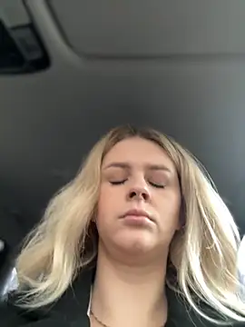 Love Bri online show from 30, 10, 2025