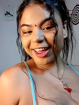 Snapshot of Cleo_hills chatting on 10, 12, 2024 Cleo hills online show from 10, 12, 2024