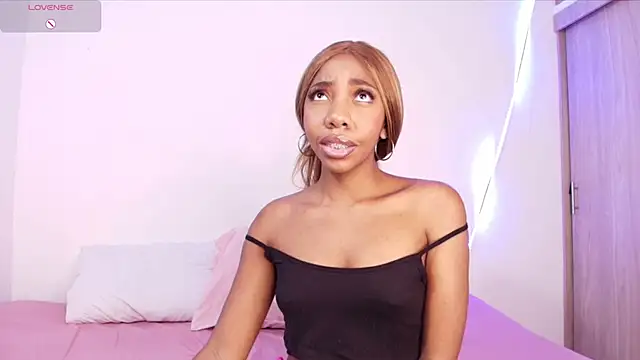 Meganbarko1 online show from 26, 2, 2025