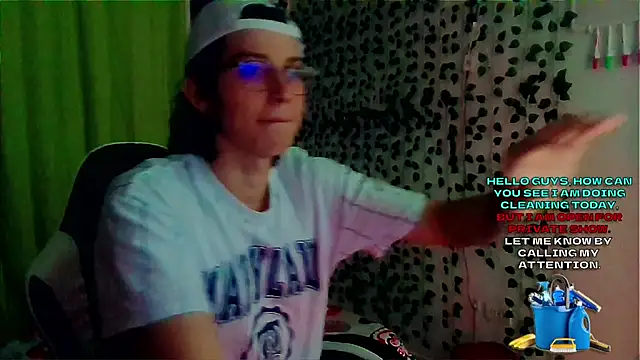 Snapshot of Andy_gray chatting on 13, 9, 2025 Andy gray online show from 13, 9, 2025