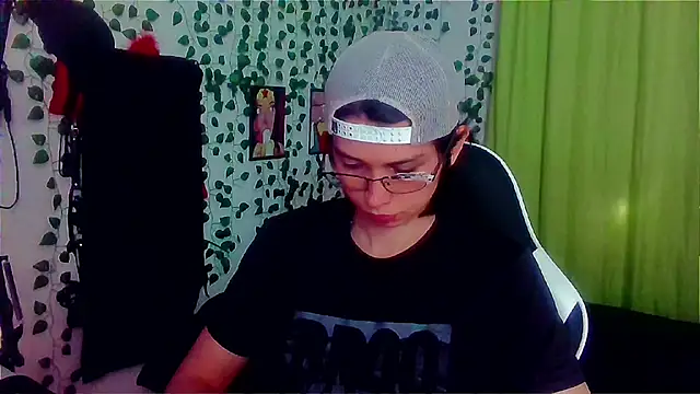 Snapshot of Andy_gray chatting on 21, 9, 2025 Andy gray online show from 21, 9, 2025