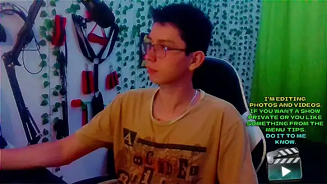 Snapshot of Andy_gray chatting on 22, 10, 2025 Andy gray online show from 22, 10, 2025