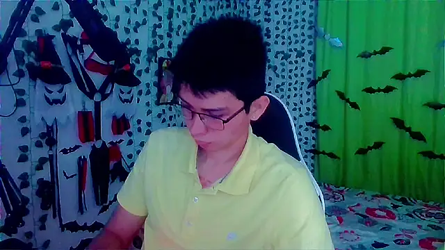 Snapshot of Andy_gray chatting on 30, 10, 2025 Andy gray online show from 30, 10, 2025