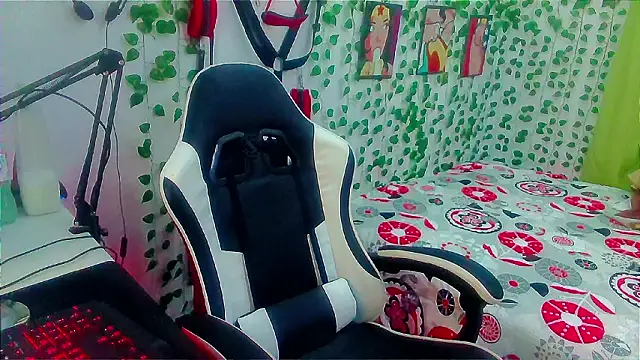 Snapshot of Andy_gray chatting on 3, 2, 2026 Andy gray online show from 3, 2, 2026