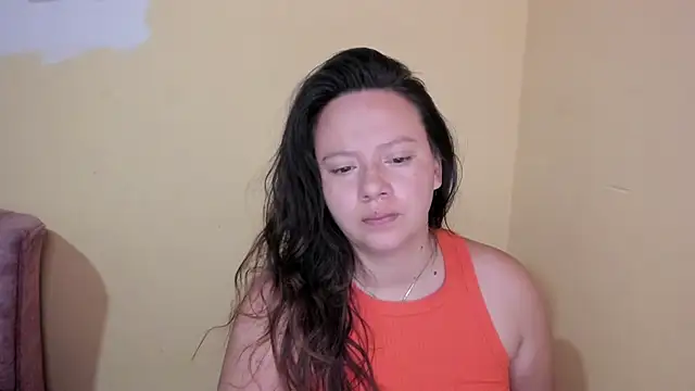 lauraguzman online show from 27, 7, 2026
