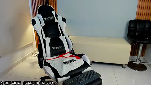 dafboy1 online show from 17, 2, 2025