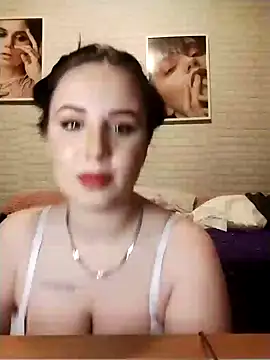 Snapshot of AdelinaJude chatting on 29, 12, 2024 AdelinaJude online show from 29, 12, 2024