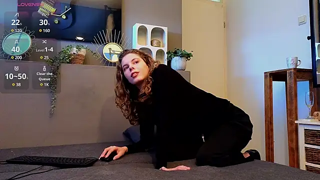 Snapshot of AyreenMoore chatting on 20, 3, 2025 AyreenMoore online show from 20, 3, 2025