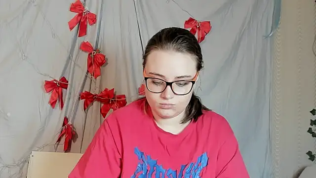 Seductive She Wolf online show from 17, 1, 2026