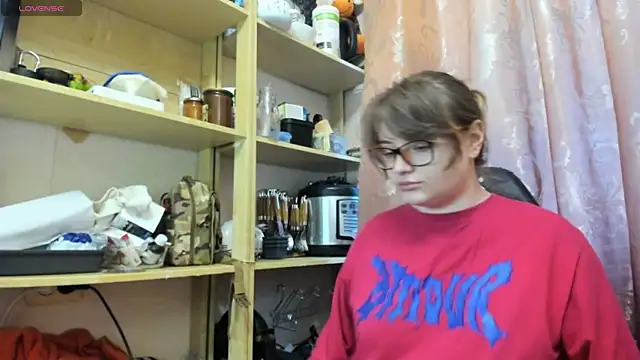 Seductive She Wolf online show from 19, 3, 2026