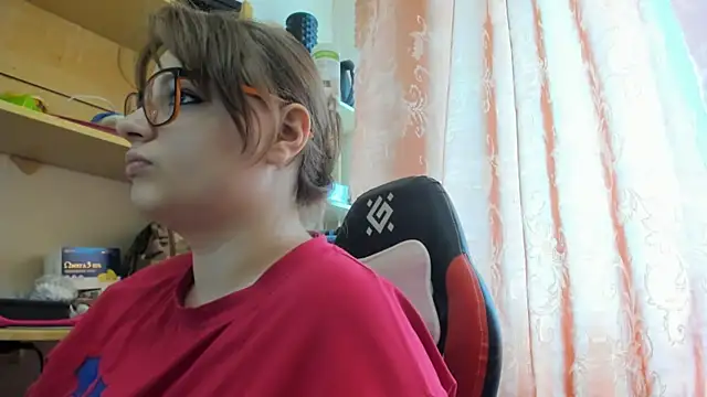 Seductive She Wolf online show from 14, 4, 2026