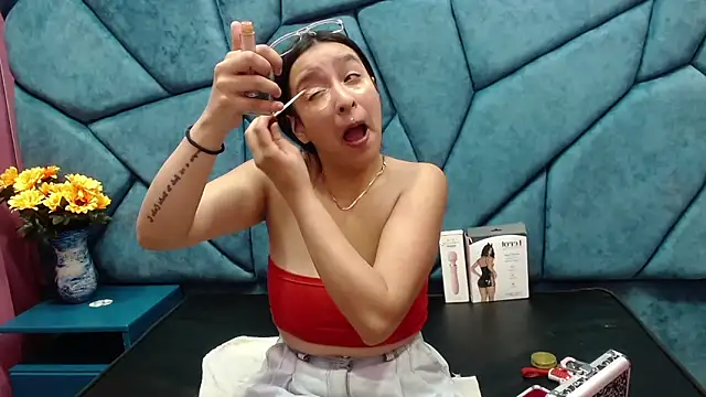 Sarah Hornny online show from 28, 1, 2025