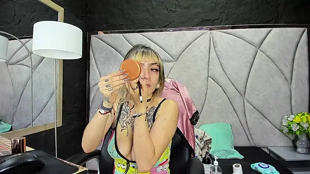 Samantha Smiith online show from 10, 2, 2026