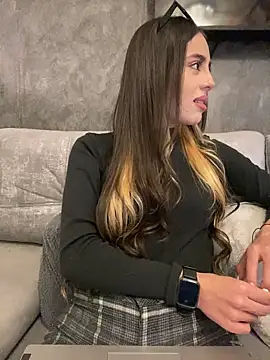 AbyThompson online show from 6, 2, 2025