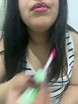 yassminsexy22 online show from 29, 1, 2025