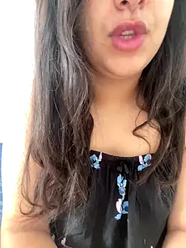 yassminsexy22 online show from 15, 9, 2025