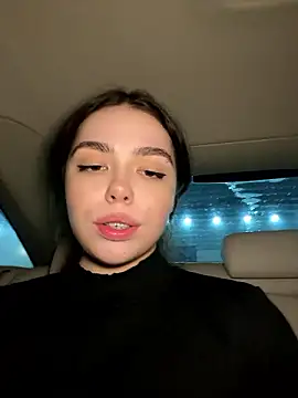 Snapshot of pantyless chatting on 6, 12, 2024 pantyless online show from 6, 12, 2024