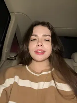 Snapshot of pantyless chatting on 10, 12, 2024 pantyless online show from 10, 12, 2024