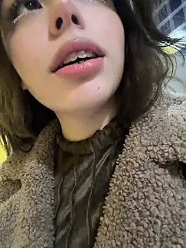 Snapshot of pantyless chatting on 26, 1, 2025 pantyless online show from 26, 1, 2025