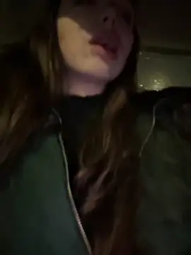 Snapshot of pantyless chatting on 22, 11, 2025 pantyless online show from 22, 11, 2025