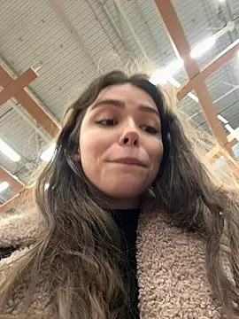 Snapshot of pantyless chatting on 4, 2, 2026 pantyless online show from 4, 2, 2026